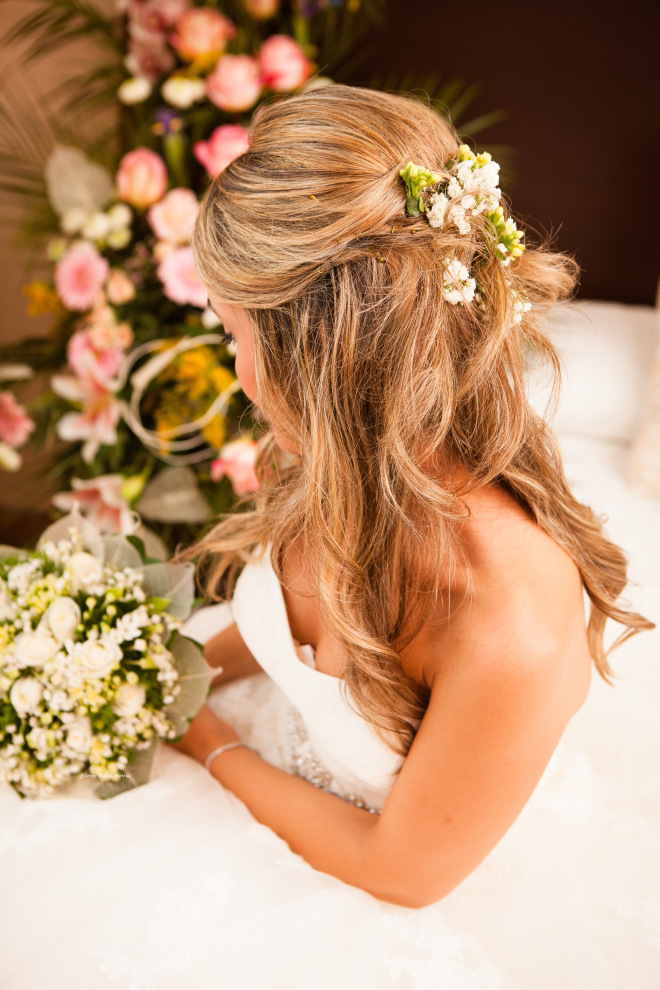 Cinco adornos para el pelo de la novia  Flores Para Novia
